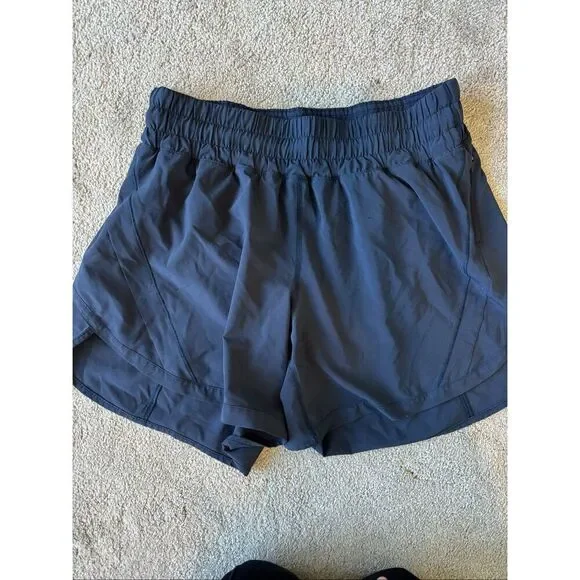 Nearly NEW LULULEMON bundle size 8, $220 G28